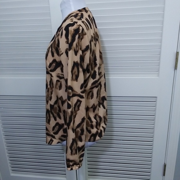 Animal Print Pop Over Tunic Blouse Size S by Milano - Picture 6 of 8